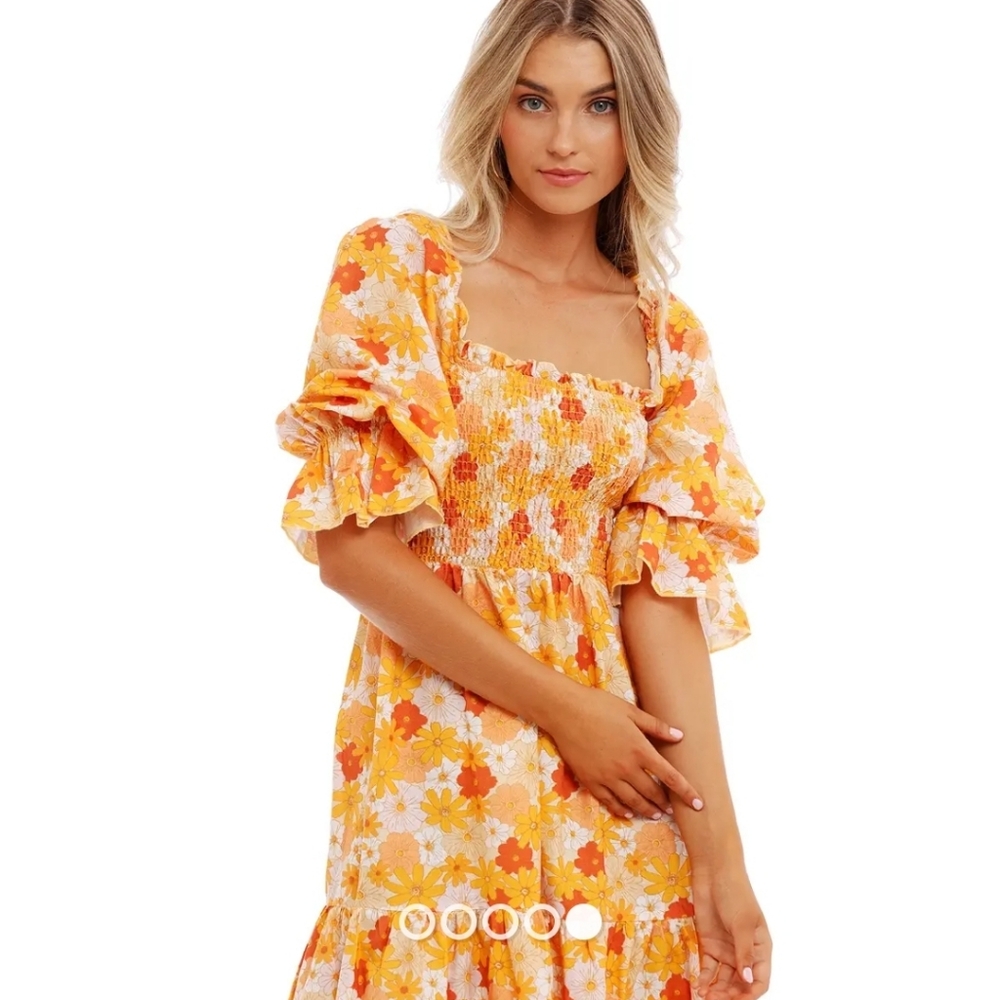 Charlie Holiday Amber Seventies Floral Print Smocked Puff Sleeve Midi Dress - Picture 10 of 11